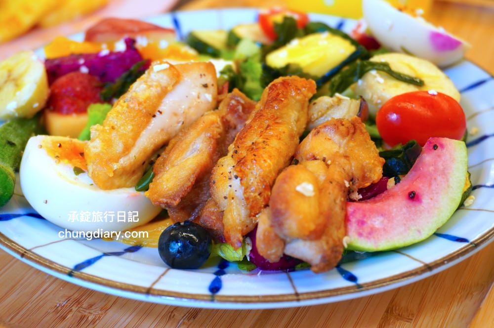 阿飛Brunch|台中火車站早午餐店,明亮溫馨「植物系」裝潢風格,隱藏在巷弄內的綠植餐廳!鄰近~大魯閣新時代購物中心/台中站前秀泰影城/LaLaport台中店|台中東區大智路美食推薦 - 第18張圖 阿飛Brunch|台中火車站早午餐店,明亮溫馨「植物系」裝潢風格,隱藏在巷弄內的綠植餐廳!鄰近~大魯閣新時代購物中心/台中站前秀泰影城/LaLaport台中店|台中東區大智路美食推薦