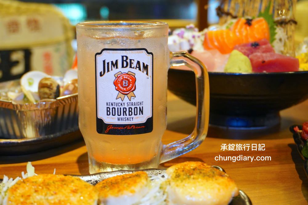 隱居居酒屋いざかや台中店｜廣三SOGO百貨後方，串燒、烤物、刺身、炸物、日式料理專賣！晚餐宵夜喝酒の深夜食堂。