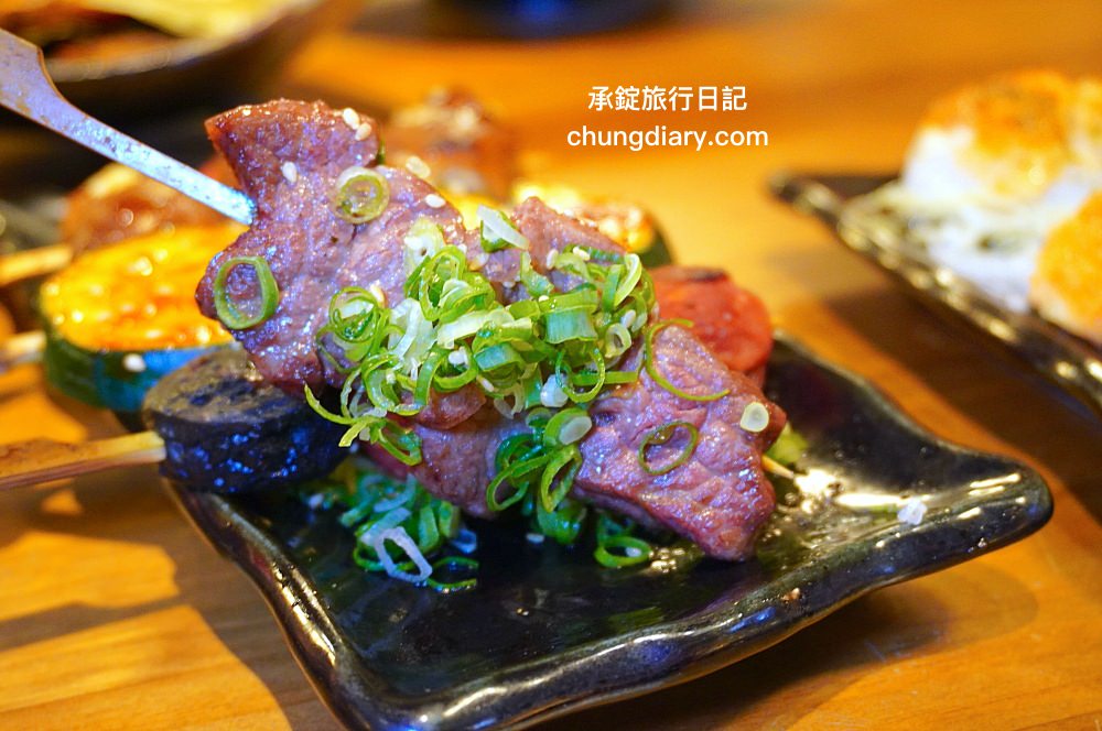 隱居居酒屋いざかや台中店｜廣三SOGO百貨後方，串燒、烤物、刺身、炸物、日式料理專賣！晚餐宵夜喝酒の深夜食堂。