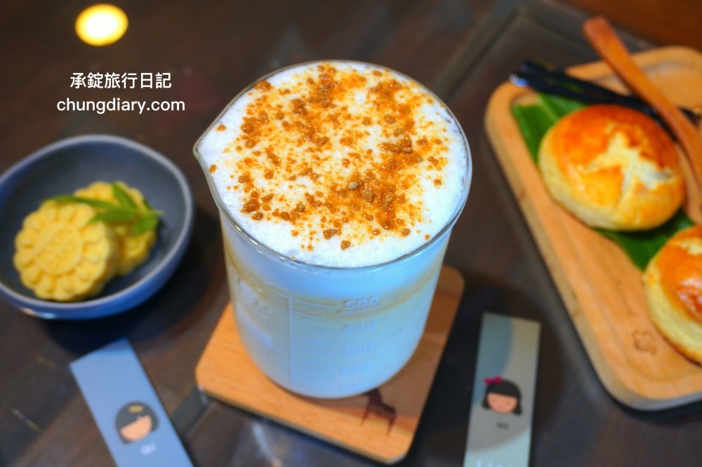 嘉義兩天一夜行程規劃|阿里山烏龍茶、台灣高山茶、梅山竹崎瑞里景點推薦!三癸亭製茶、出水坑步道、出水製茶所、雲潭瀑布、雲潭舖子&有人伴伴coffee、茶壺餐廳。 - 第42張圖 嘉義兩天一夜行程規劃|阿里山烏龍茶、台灣高山茶、梅山竹崎瑞里景點推薦!三癸亭製茶、出水坑步道、出水製茶所、雲潭瀑布、雲潭舖子&有人伴伴coffee、茶壺餐廳。