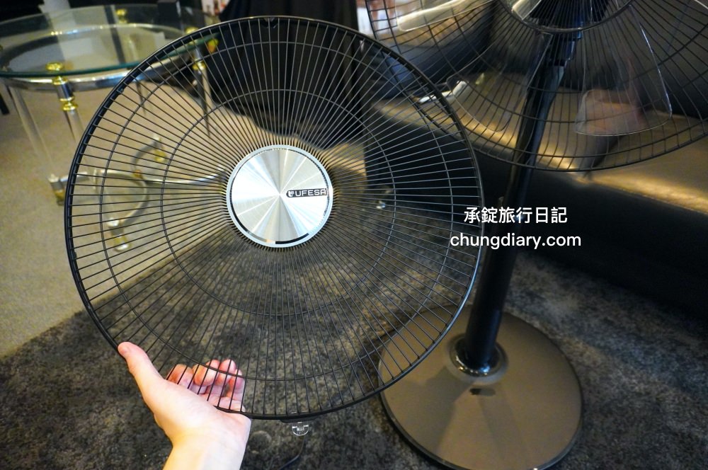 電風扇推薦【UFesa 16吋DC直流節能風扇】智能家電，尊爵奢華黑質感外型，七段大風量調整設定，睡眠風/自然風/一般風三種模式，定時開關機，紅外線遙控器操控！台北內湖雅光電器商城