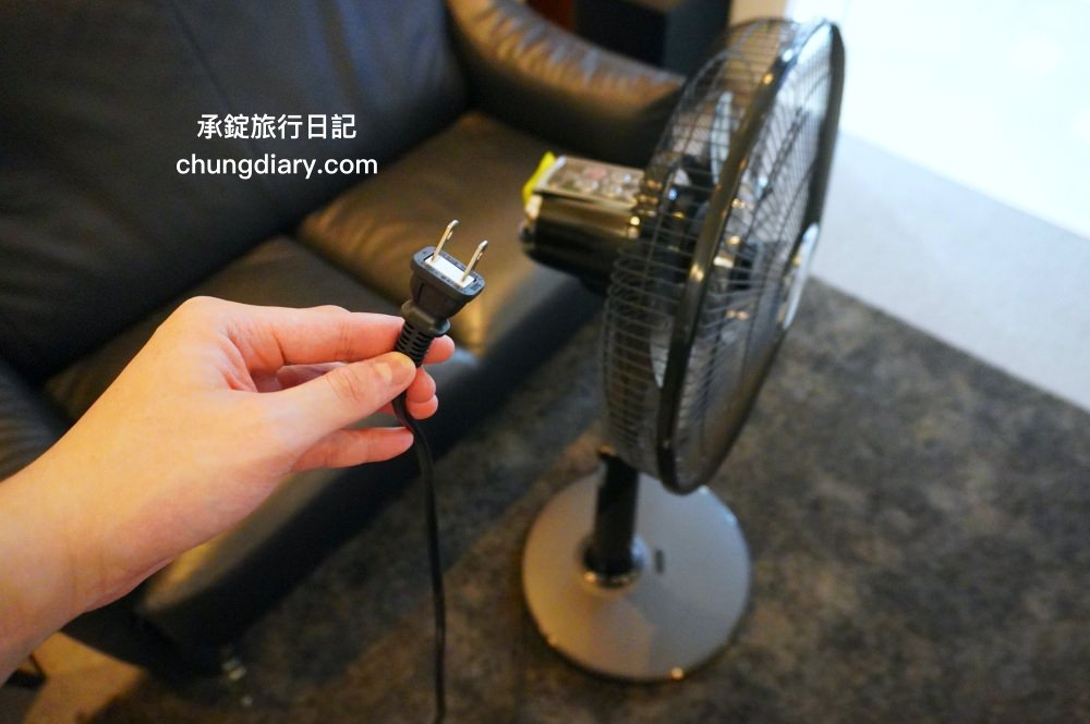 電風扇推薦【UFesa 16吋DC直流節能風扇】智能家電，尊爵奢華黑質感外型，七段大風量調整設定，睡眠風/自然風/一般風三種模式，定時開關機，紅外線遙控器操控！台北內湖雅光電器商城