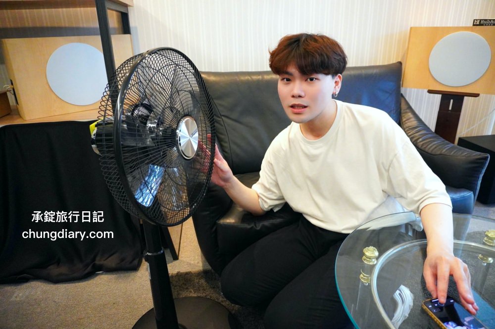 電風扇推薦【UFesa 16吋DC直流節能風扇】智能家電，尊爵奢華黑質感外型，七段大風量調整設定，睡眠風/自然風/一般風三種模式，定時開關機，紅外線遙控器操控！台北內湖雅光電器商城