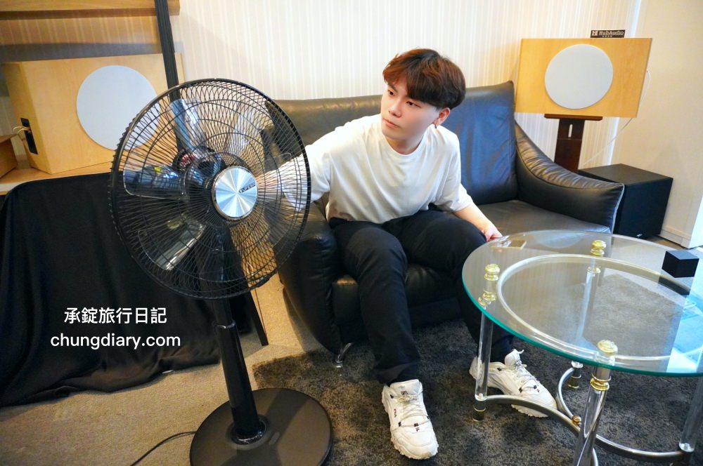 電風扇推薦【UFesa 16吋DC直流節能風扇】智能家電，尊爵奢華黑質感外型，七段大風量調整設定，睡眠風/自然風/一般風三種模式，定時開關機，紅外線遙控器操控！台北內湖雅光電器商城