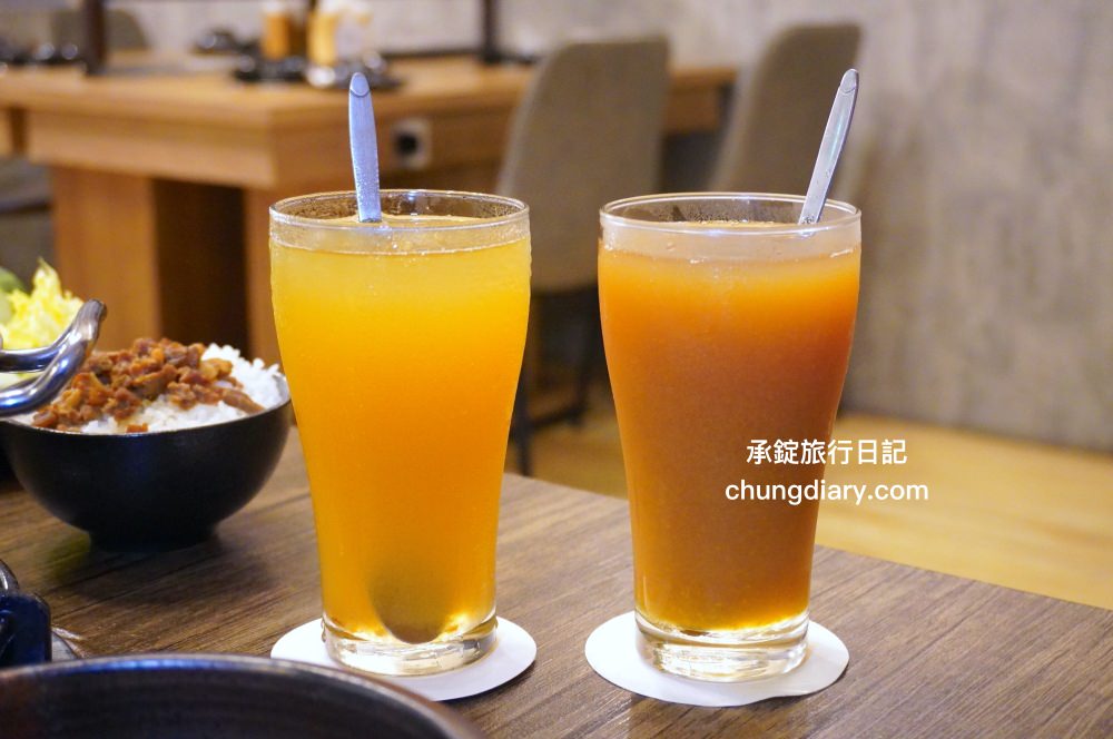 饗鍋物料理|台中西屯火鍋店「火烤兩吃」銅盤烤肉,全新升級!蔬菜自助吧吃到飽,還有免費的蜂蜜牛奶冰淇淋。 - 第35張圖 饗鍋物料理|台中西屯火鍋店「火烤兩吃」銅盤烤肉,全新升級!蔬菜自助吧吃到飽,還有免費的蜂蜜牛奶冰淇淋。