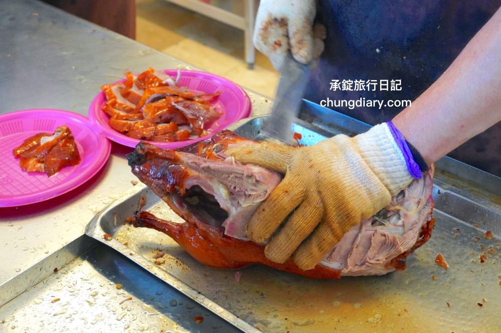 高雄仁武烤鴨怎麼點？招牌「一鴨二吃」全鴨附餅、鹹酥全鴨，2023最新菜單MENU價格。