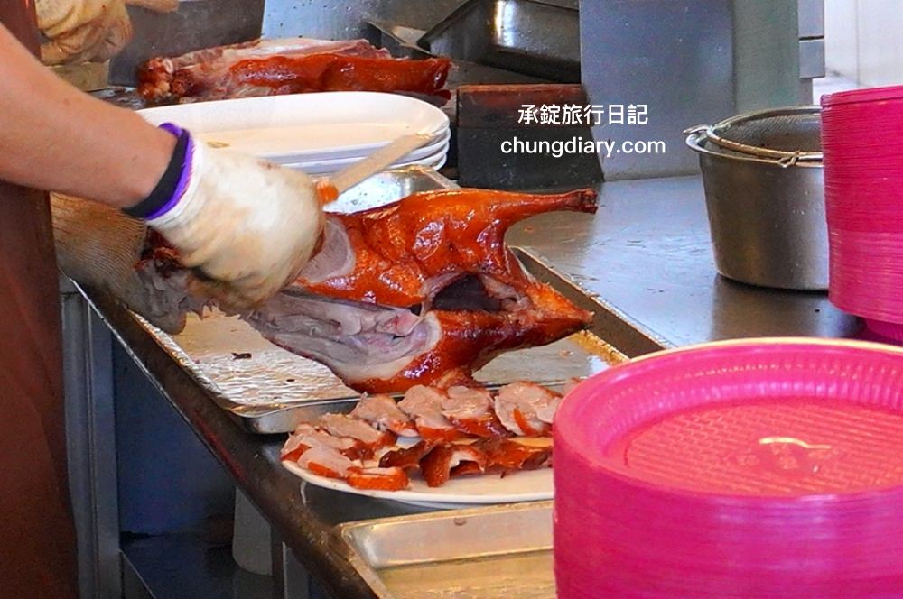 高雄仁武烤鴨怎麼點？招牌「一鴨二吃」全鴨附餅、鹹酥全鴨，2023最新菜單MENU價格。