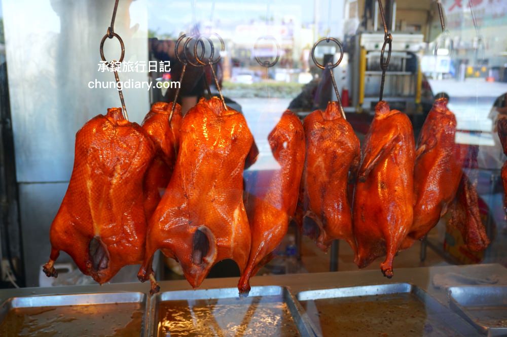 高雄仁武烤鴨怎麼點？招牌「一鴨二吃」全鴨附餅、鹹酥全鴨，2023最新菜單MENU價格。