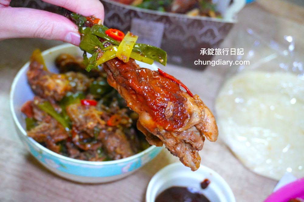 高雄仁武烤鴨怎麼點？招牌「一鴨二吃」全鴨附餅、鹹酥全鴨，2023最新菜單MENU價格。