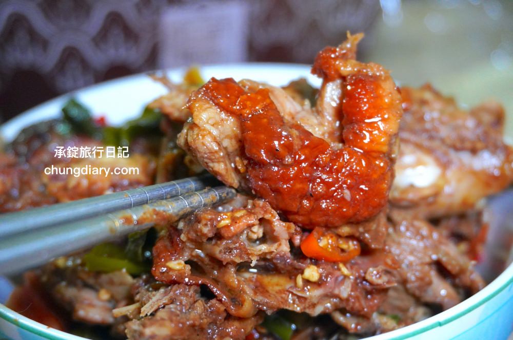 高雄仁武烤鴨怎麼點？招牌「一鴨二吃」全鴨附餅、鹹酥全鴨，2023最新菜單MENU價格。