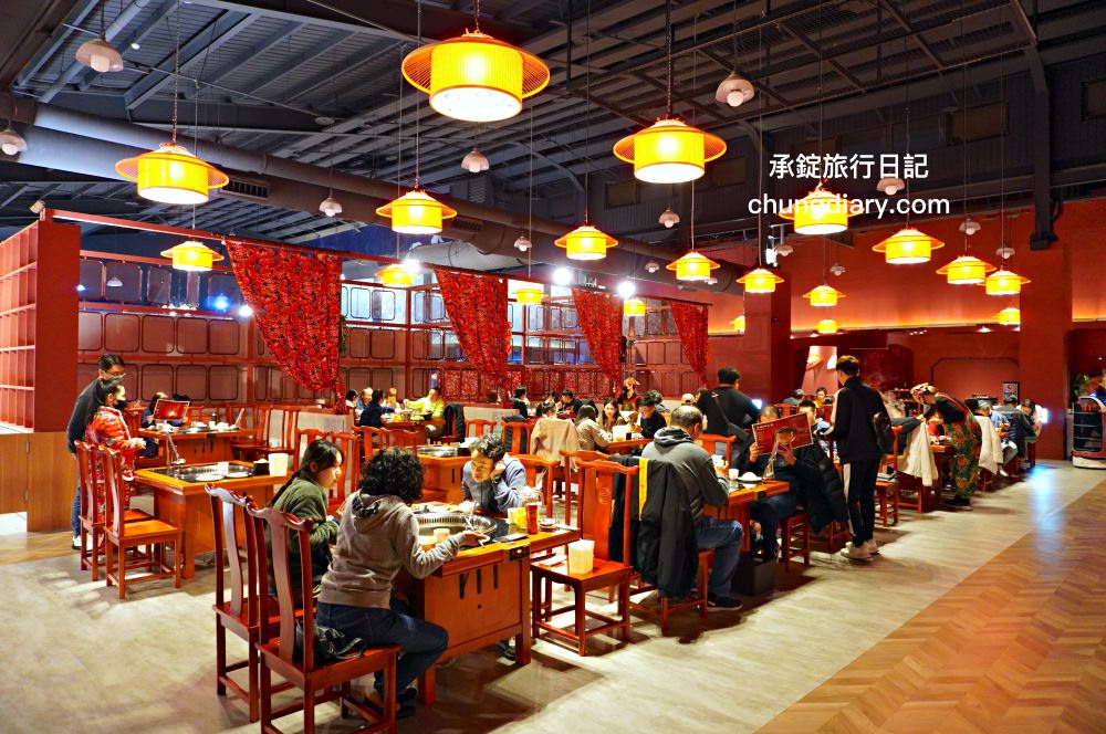 小媳婦鐵鍋燉台中旗艦店|最道地特色東北菜!必點手工玉米餅|漁人町日本星光市集、台中市魚市場-哈漁碼頭旁。 - 第10張圖 小媳婦鐵鍋燉台中旗艦店|最道地特色東北菜!必點手工玉米餅|漁人町日本星光市集、台中市魚市場-哈漁碼頭旁。