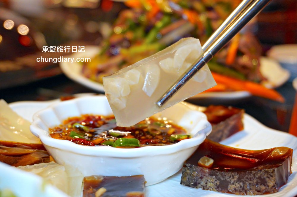 小媳婦鐵鍋燉台中旗艦店|最道地特色東北菜!必點手工玉米餅|漁人町日本星光市集、台中市魚市場-哈漁碼頭旁。 - 第43張圖 小媳婦鐵鍋燉台中旗艦店|最道地特色東北菜!必點手工玉米餅|漁人町日本星光市集、台中市魚市場-哈漁碼頭旁。