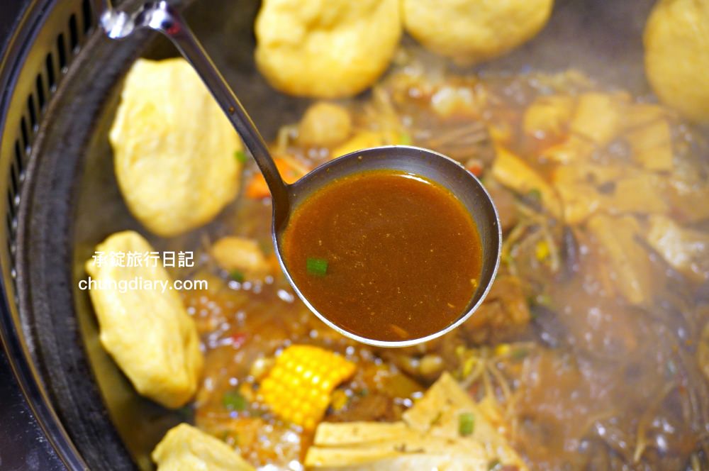 小媳婦鐵鍋燉台中旗艦店|最道地特色東北菜!必點手工玉米餅|漁人町日本星光市集、台中市魚市場-哈漁碼頭旁。 - 第16張圖 小媳婦鐵鍋燉台中旗艦店|最道地特色東北菜!必點手工玉米餅|漁人町日本星光市集、台中市魚市場-哈漁碼頭旁。