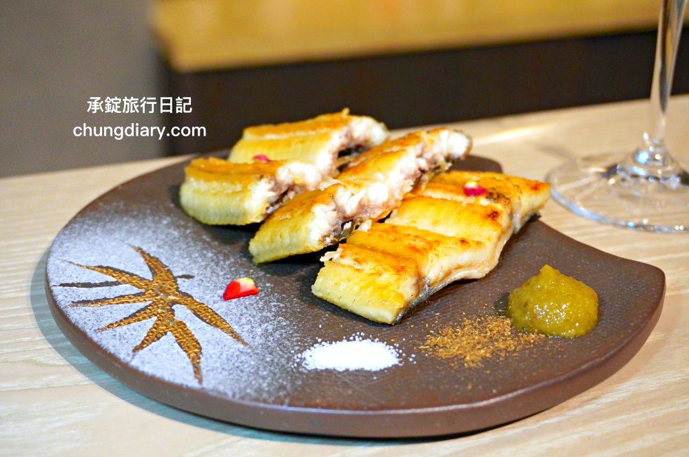 ARAMASA-Sake Bistro母龜小吃部｜日本清酒餐酒館｜台中北區美食酒吧｜特色日式料理：釜飯、烤白鰻、鰻魚飯、預約制の生魚片。