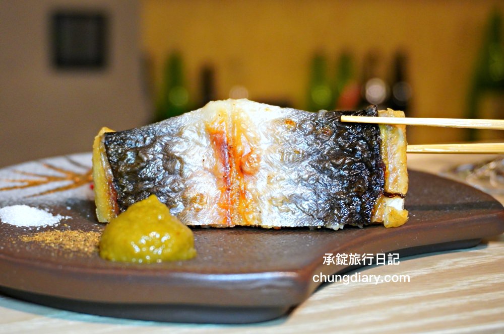 ARAMASA-Sake Bistro母龜小吃部｜日本清酒餐酒館｜台中北區美食酒吧｜特色日式料理：釜飯、烤白鰻、鰻魚飯、預約制の生魚片。