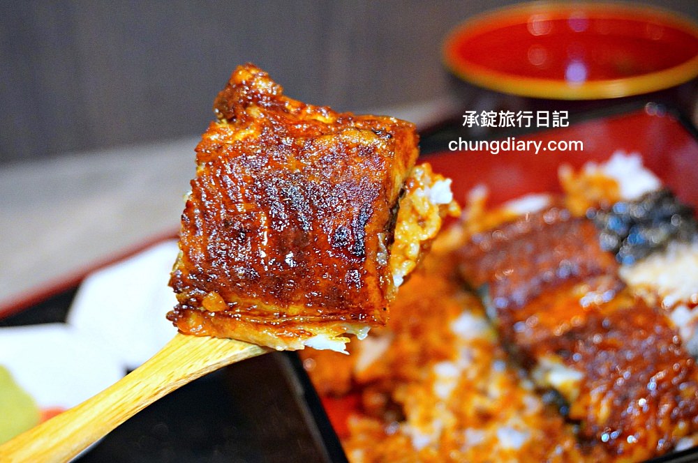 ARAMASA-Sake Bistro母龜小吃部｜日本清酒餐酒館｜台中北區美食酒吧｜特色日式料理：釜飯、烤白鰻、鰻魚飯、預約制の生魚片。