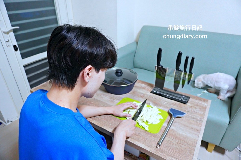 義大利CUOCO小帥鍋 S2|專利石墨烯深煎炒鍋|4.2L超大容量設計!煎、炒、湯三合一鍋型。 - 第12張圖 義大利CUOCO小帥鍋 S2|專利石墨烯深煎炒鍋|4.2L超大容量設計!煎、炒、湯三合一鍋型。