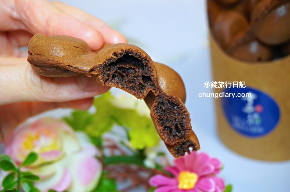 十二韻太平中山店｜限定門市！雞蛋仔現點現做｜玫瑰美妍冰茶、埔里甘蔗青茶、蜂蜜檸檬粉粿、粉珍粿奶茶。