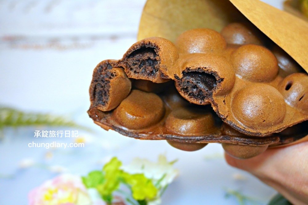 十二韻太平中山店｜限定門市！雞蛋仔現點現做｜玫瑰美妍冰茶、埔里甘蔗青茶、蜂蜜檸檬粉粿、粉珍粿奶茶。