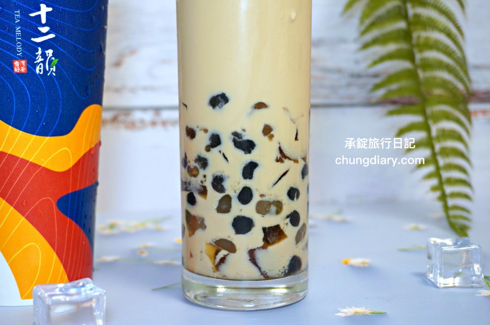 十二韻太平中山店｜限定門市！雞蛋仔現點現做｜玫瑰美妍冰茶、埔里甘蔗青茶、蜂蜜檸檬粉粿、粉珍粿奶茶。