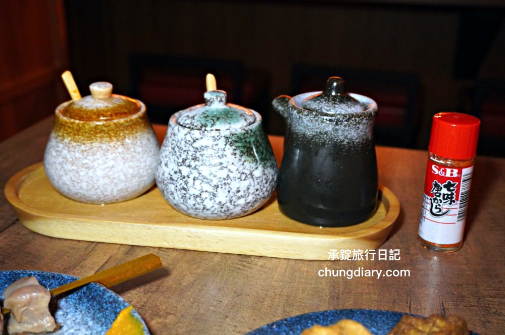 台中西區中美街美食【酒.さけ.關東煮】廣三SOGO百貨後方，晚餐、宵夜、凌晨小酌！最道地日本味清爽無負擔。