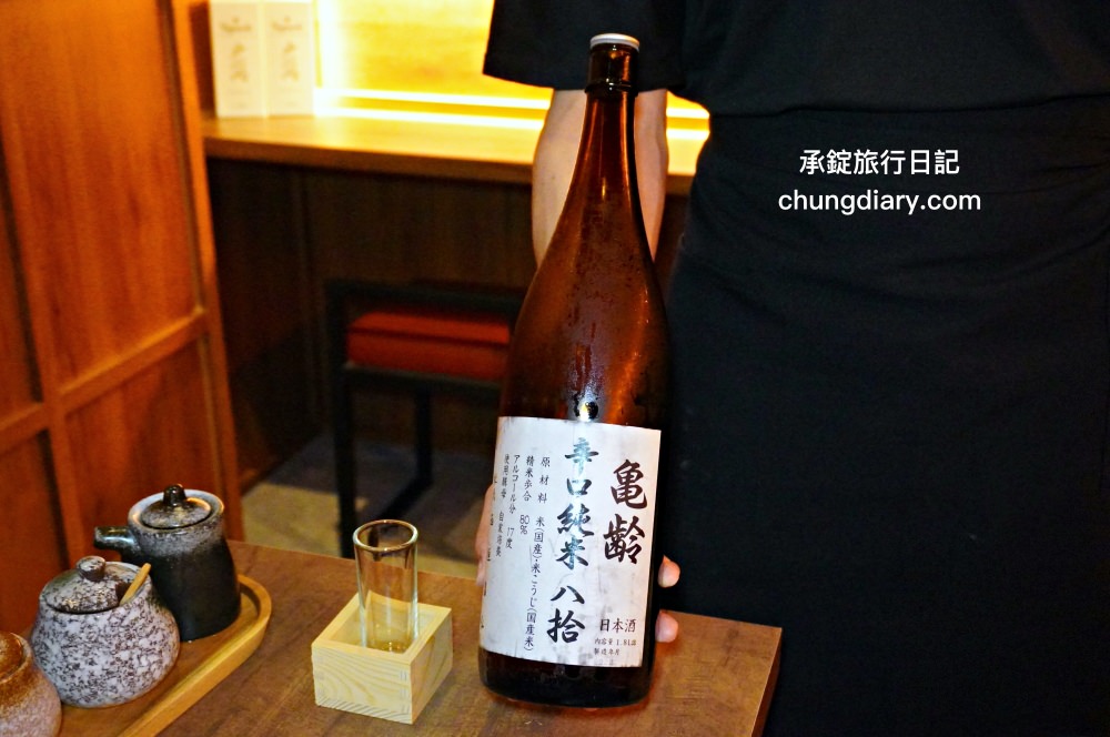 台中西區中美街美食【酒.さけ.關東煮】廣三SOGO百貨後方，晚餐、宵夜、凌晨小酌！最道地日本味清爽無負擔。