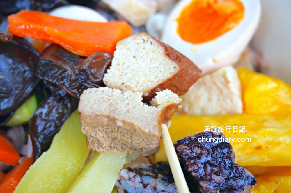 木子李鹽水雞｜台中太平美食｜乾淨衛生小吃餐車，好吃不貴，獨家胡椒粉配方，清爽不油膩！鄰近～東區精武車站。