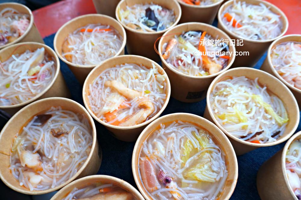 2024金山磺火季！磺港蹦火仔，全球唯一噴火捕魚法，有如海上螢火蟲奇景。