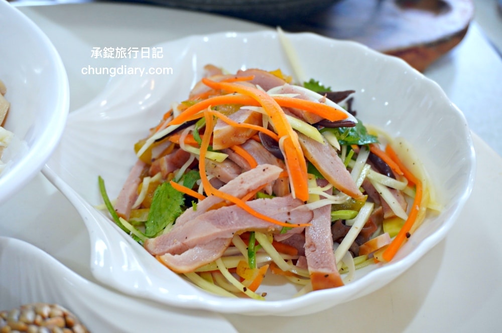 88號水碼頭活海鮮餐廳|水尾漁港、獅頭山公園旁|欣賞員潭溪水美景!新北金山海產店推薦 - 第10張圖 88號水碼頭活海鮮餐廳|水尾漁港、獅頭山公園旁|欣賞員潭溪水美景!新北金山海產店推薦