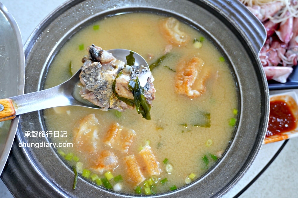 88號水碼頭活海鮮餐廳|水尾漁港、獅頭山公園旁|欣賞員潭溪水美景!新北金山海產店推薦 - 第21張圖 88號水碼頭活海鮮餐廳|水尾漁港、獅頭山公園旁|欣賞員潭溪水美景!新北金山海產店推薦