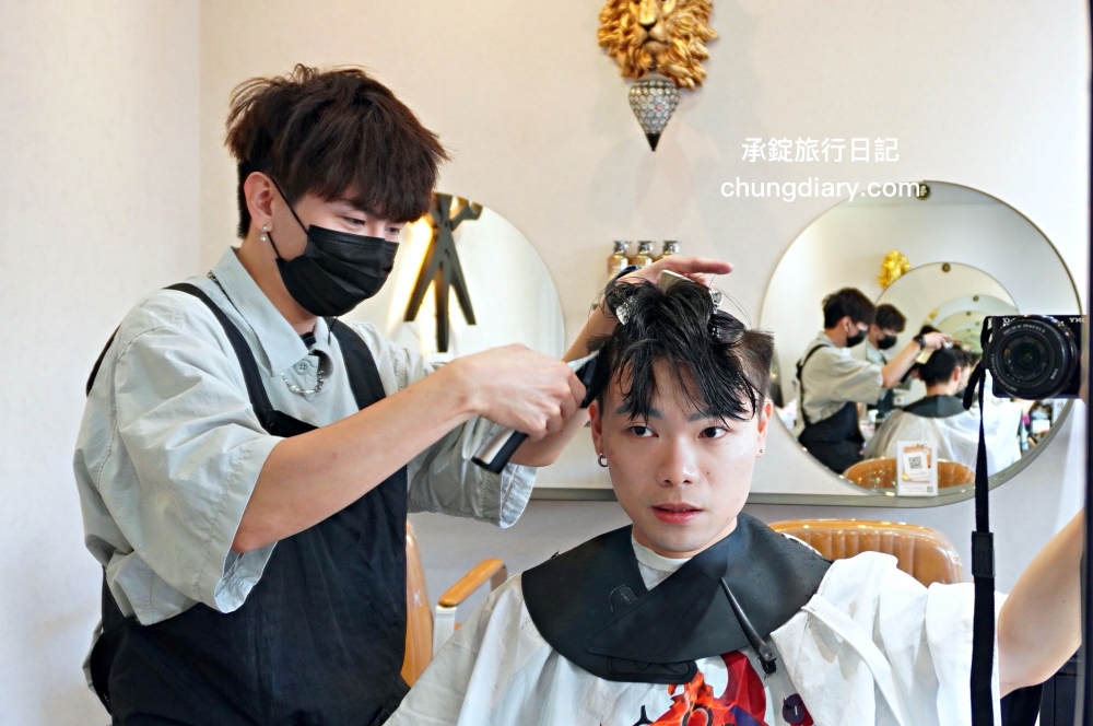 Virus hair salon 24H 日夜間髮廊 逢甲旗艦店｜台中男生燙髮、染髮、男士剪髮推薦｜三七分韓系紋理燙