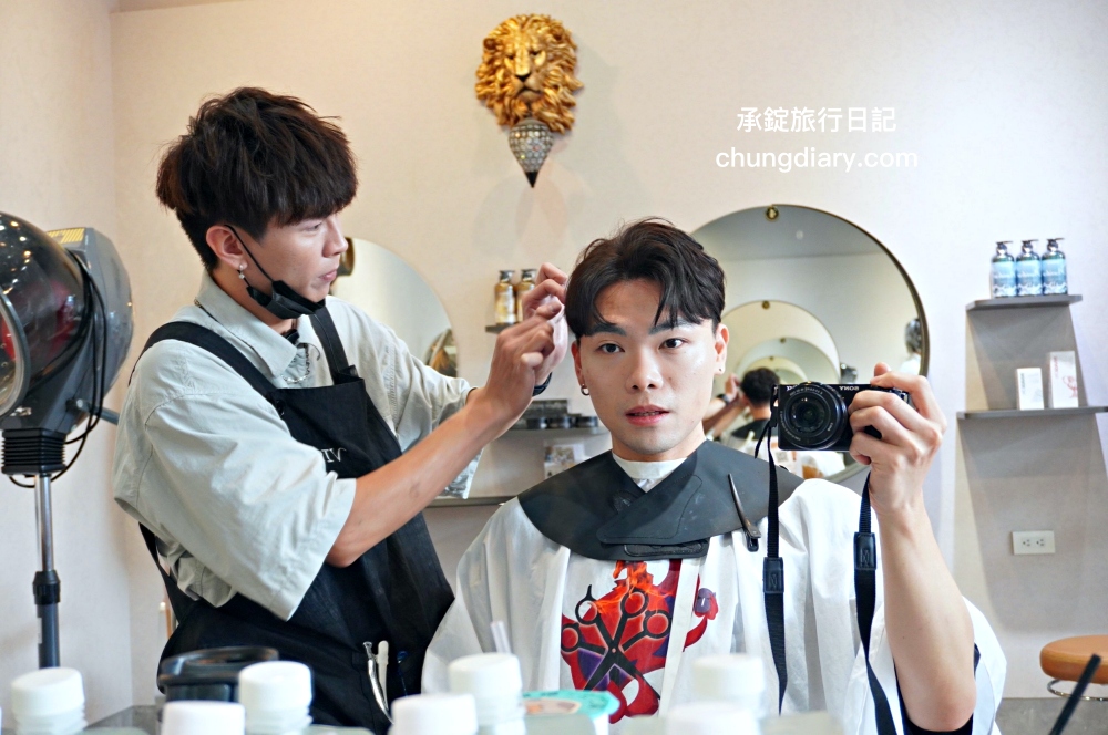 Virus hair salon 24H 日夜間髮廊 逢甲旗艦店｜台中男生燙髮、染髮、男士剪髮推薦｜三七分韓系紋理燙