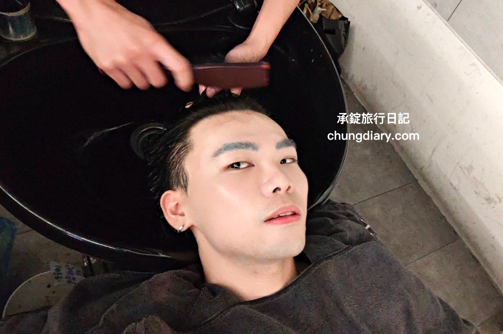 Virus hair salon 24H 日夜間髮廊 逢甲旗艦店｜台中男生燙髮、染髮、男士剪髮推薦｜三七分韓系紋理燙