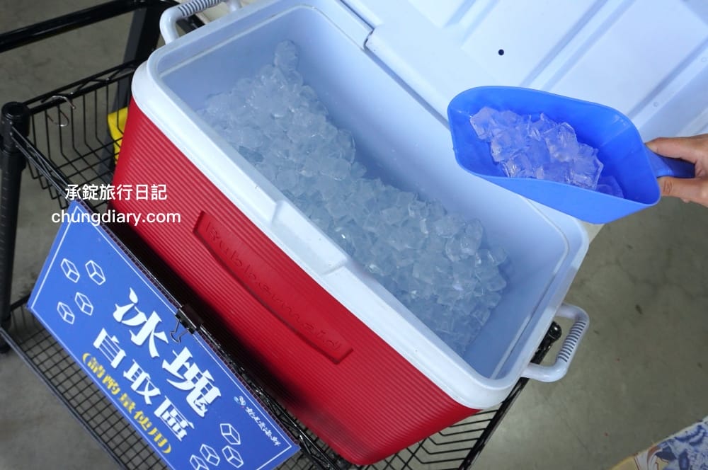 就是愛海鮮｜彰化花壇海鮮肉品市集｜全面升級冷氣開放！活體泰國蝦、鮭魚生魚片、中秋烤肉串燒宅配組合。