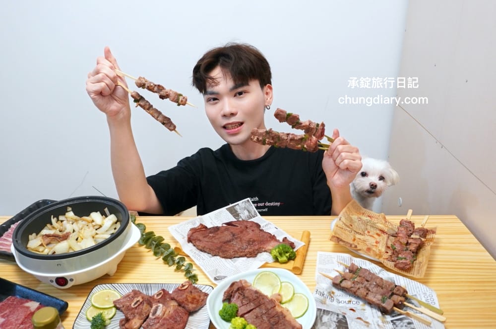 就是愛海鮮｜彰化花壇海鮮肉品市集｜全面升級冷氣開放！活體泰國蝦、鮭魚生魚片、中秋烤肉串燒宅配組合。
