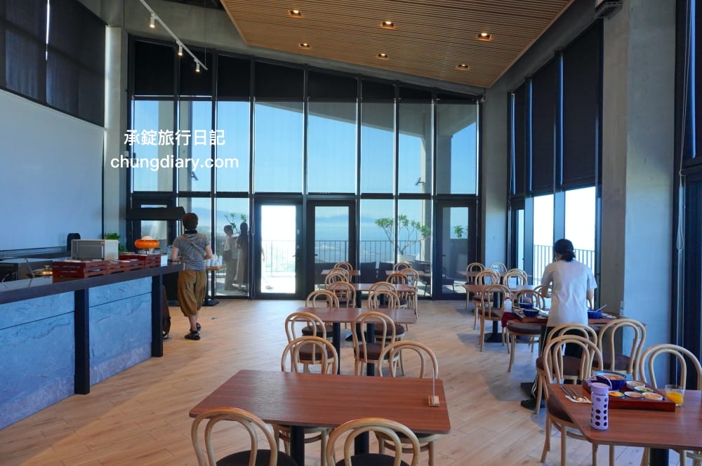 屏東x小琉球兩天一夜！入住緩慢大鵬灣民宿、山川琉璃吊橋、東港王船文化、美人洞、山豬溝、烏鬼洞｜雄獅國內旅遊行程