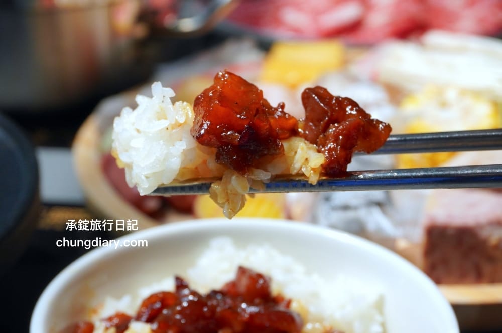 阿米石頭火鍋｜台中北屯松竹路｜最低318元起蔬菜火鍋料吃到飽！下午不休息～營業至凌晨2點！泰國明果冰淇淋、冰棒免費自助。