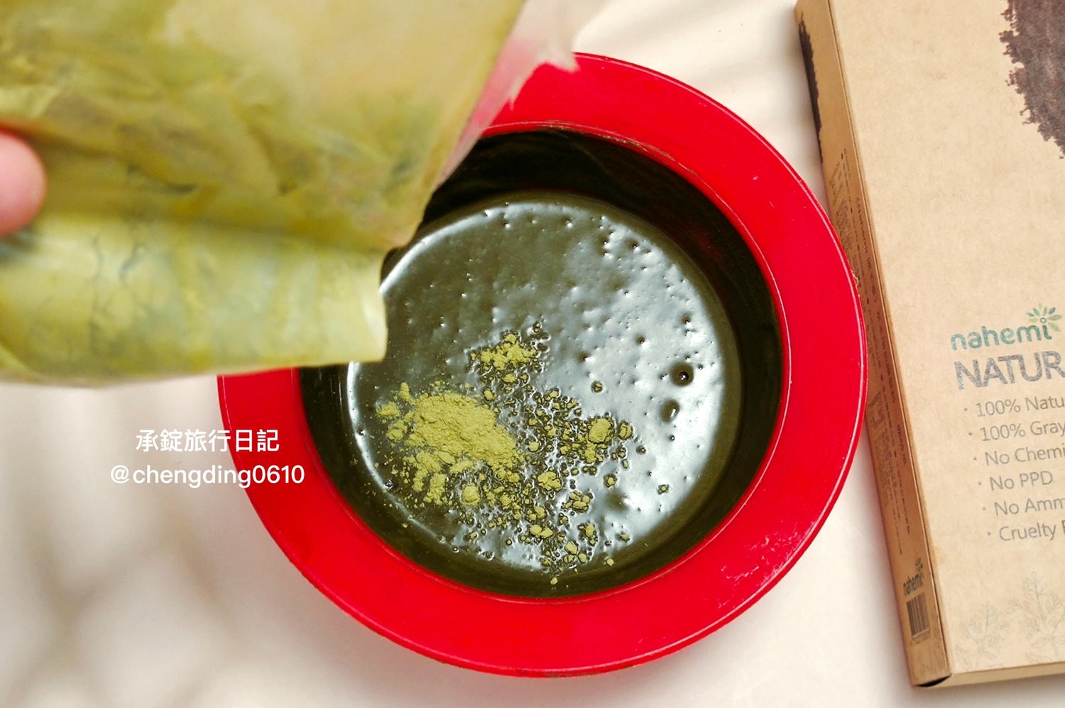 Nahemi娜禾蜜｜草本增色護髮粉、無矽靈洗髮露、頭皮調理精華液、天然草本精油防蚊液/乾洗手噴霧。