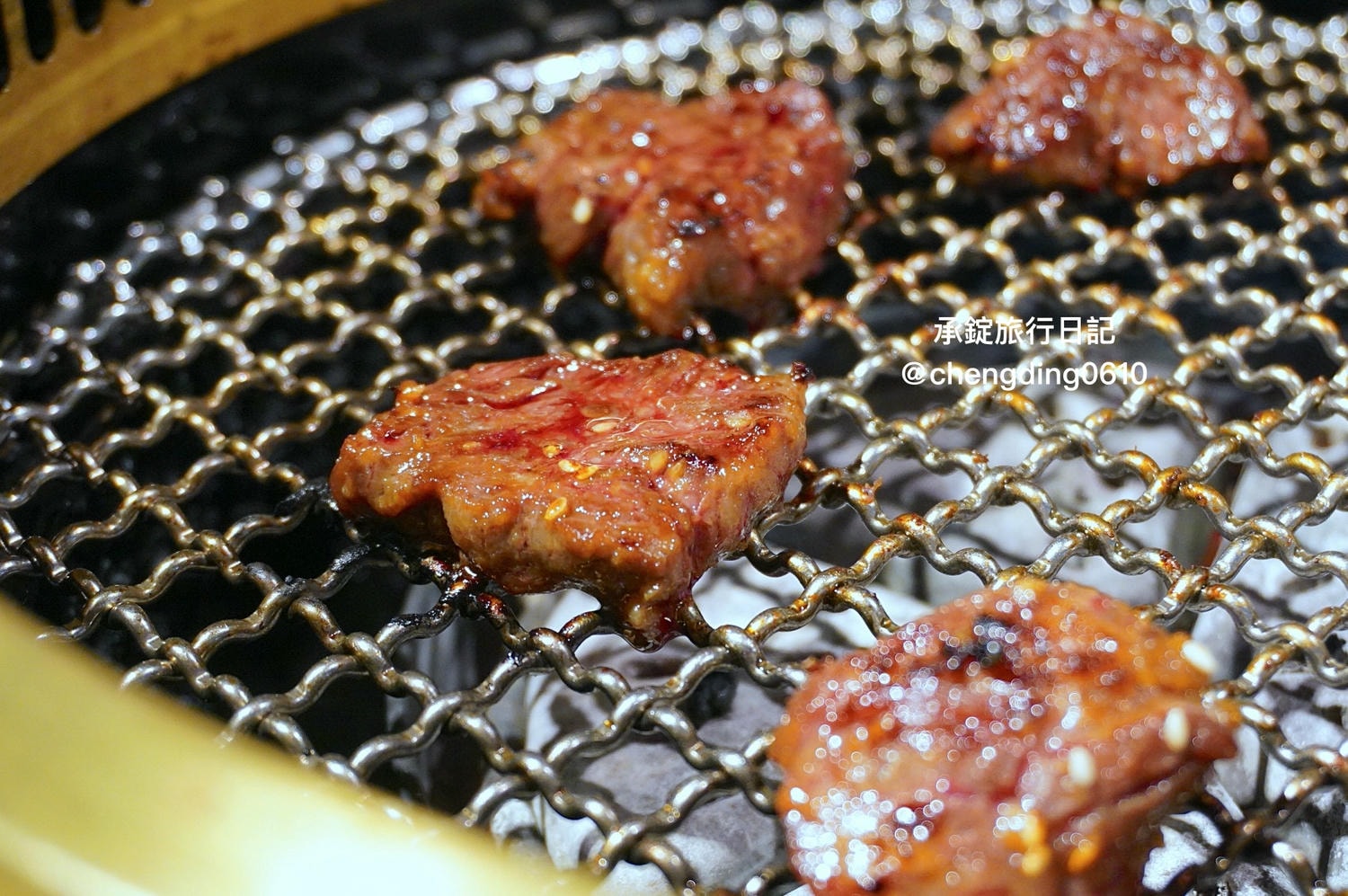 火火燒肉販賣所 台中公益總店|特選雙人套餐、單點-厚厚牛舌|全台最熱情的慶生活動!還有扭蛋機、拍貼機可以玩~ - 第18張圖 火火燒肉販賣所 台中公益總店|特選雙人套餐、單點-厚厚牛舌|全台最熱情的慶生活動!還有扭蛋機、拍貼機可以玩~