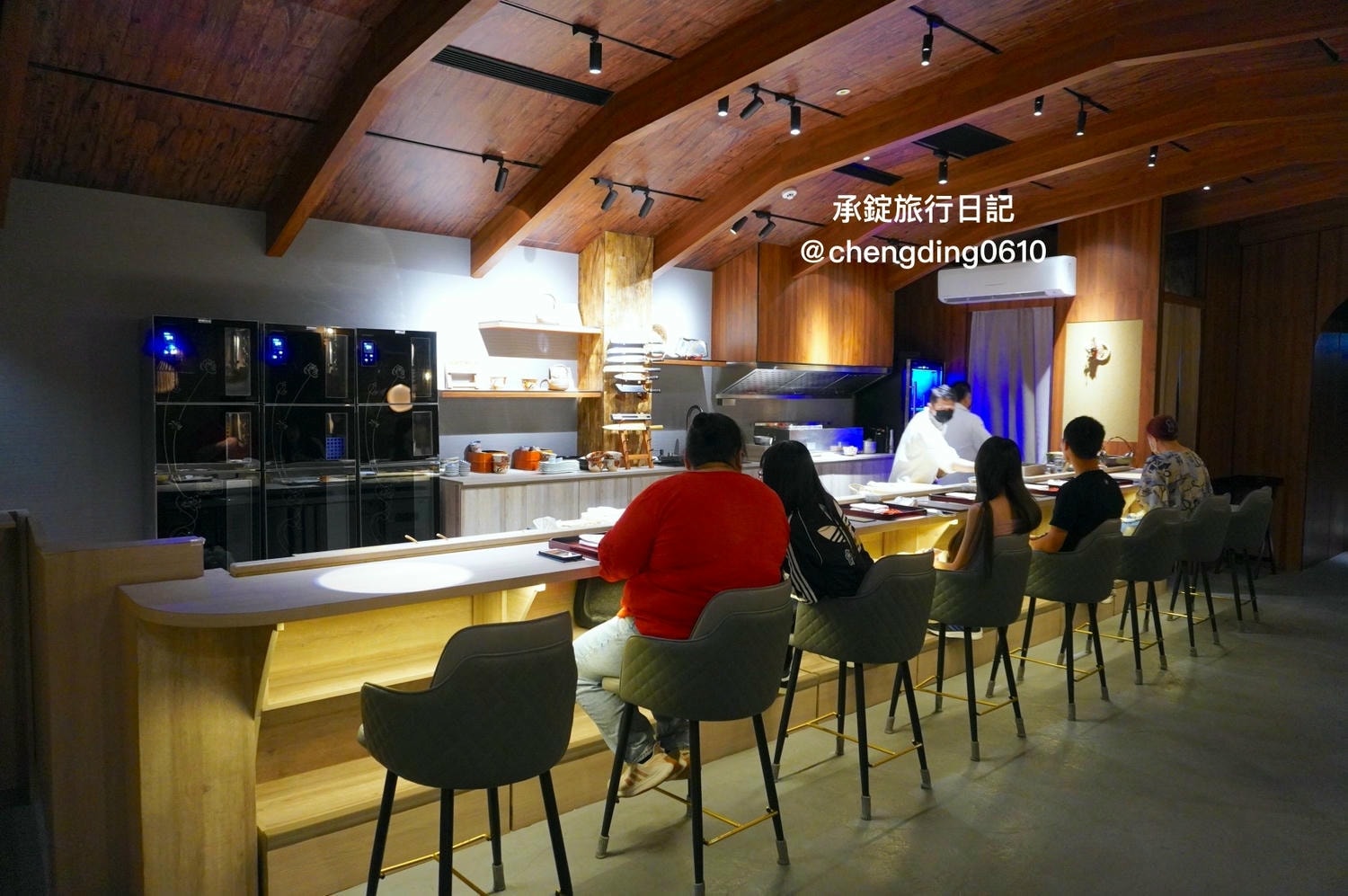 船艙せんしつ《無菜單料理》北屯區懷石料理｜日本米其林二星總料理長｜台中無菜單日料餐廳，還有兩隻可愛梅花鹿！