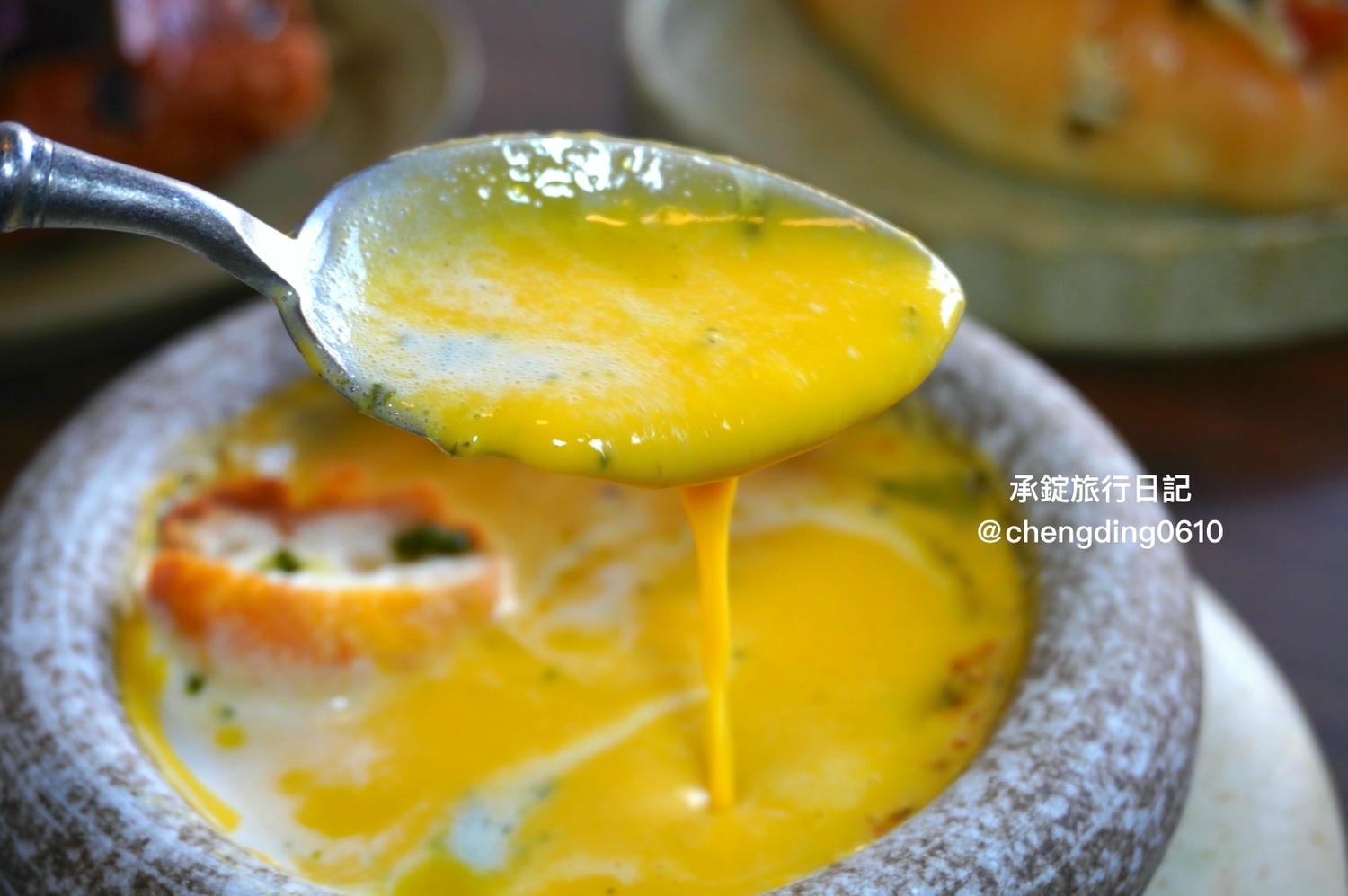 居無定所|台中西區早午餐店|老宅咖啡廳|異國麵包料理|寵物友善餐廳 - 第22張圖 居無定所|台中西區早午餐店|老宅咖啡廳|異國麵包料理|寵物友善餐廳