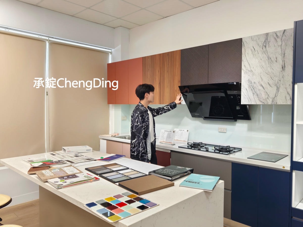 彰化家具行【先進傢俱 × iCAKU愛庫家居】3000坪大型展場|沙發、床墊、衣櫃、系統櫃一次看! - 第46張圖