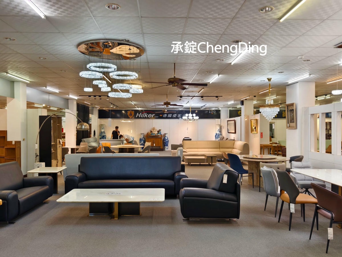 彰化家具行【先進傢俱 × iCAKU愛庫家居】3000坪大型展場|沙發、床墊、衣櫃、系統櫃一次看! - 第4張圖