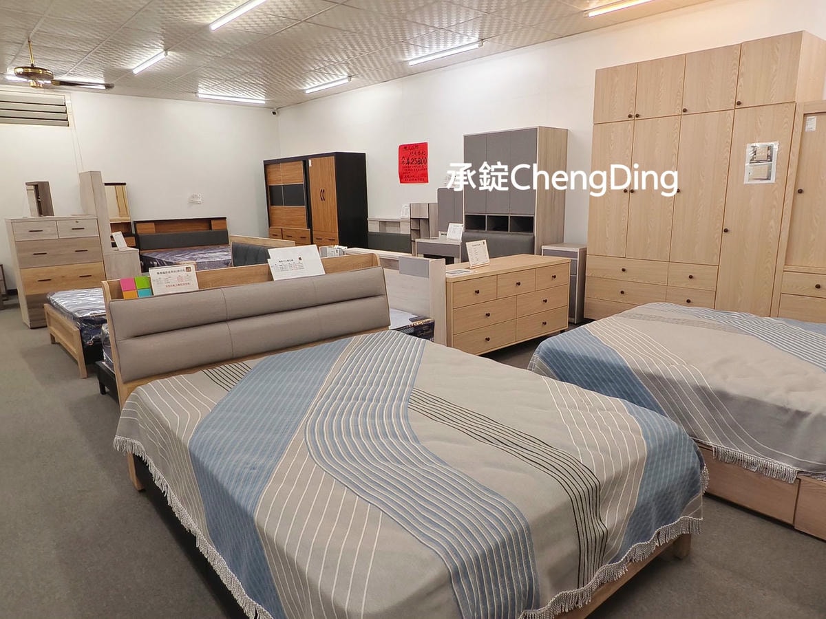 彰化家具行【先進傢俱 × iCAKU愛庫家居】3000坪大型展場|沙發、床墊、衣櫃、系統櫃一次看! - 第25張圖