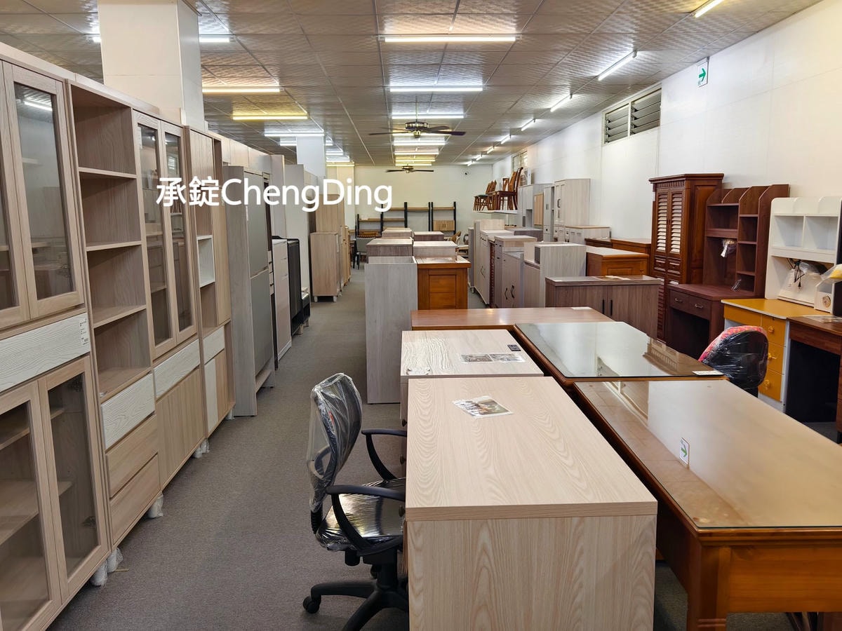 彰化家具行【先進傢俱 × iCAKU愛庫家居】3000坪大型展場|沙發、床墊、衣櫃、系統櫃一次看! - 第35張圖