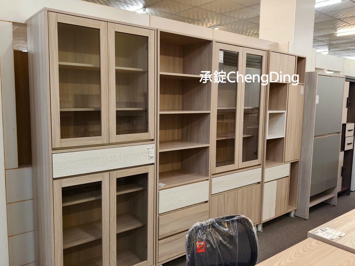 彰化家具行【先進傢俱 × iCAKU愛庫家居】3000坪大型展場|沙發、床墊、衣櫃、系統櫃一次看! - 第37張圖