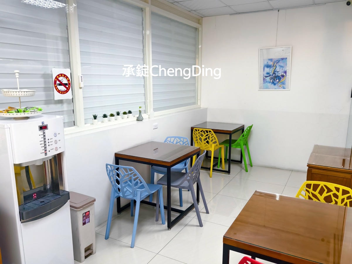 彰化家具行【先進傢俱 × iCAKU愛庫家居】3000坪大型展場|沙發、床墊、衣櫃、系統櫃一次看! - 第52張圖