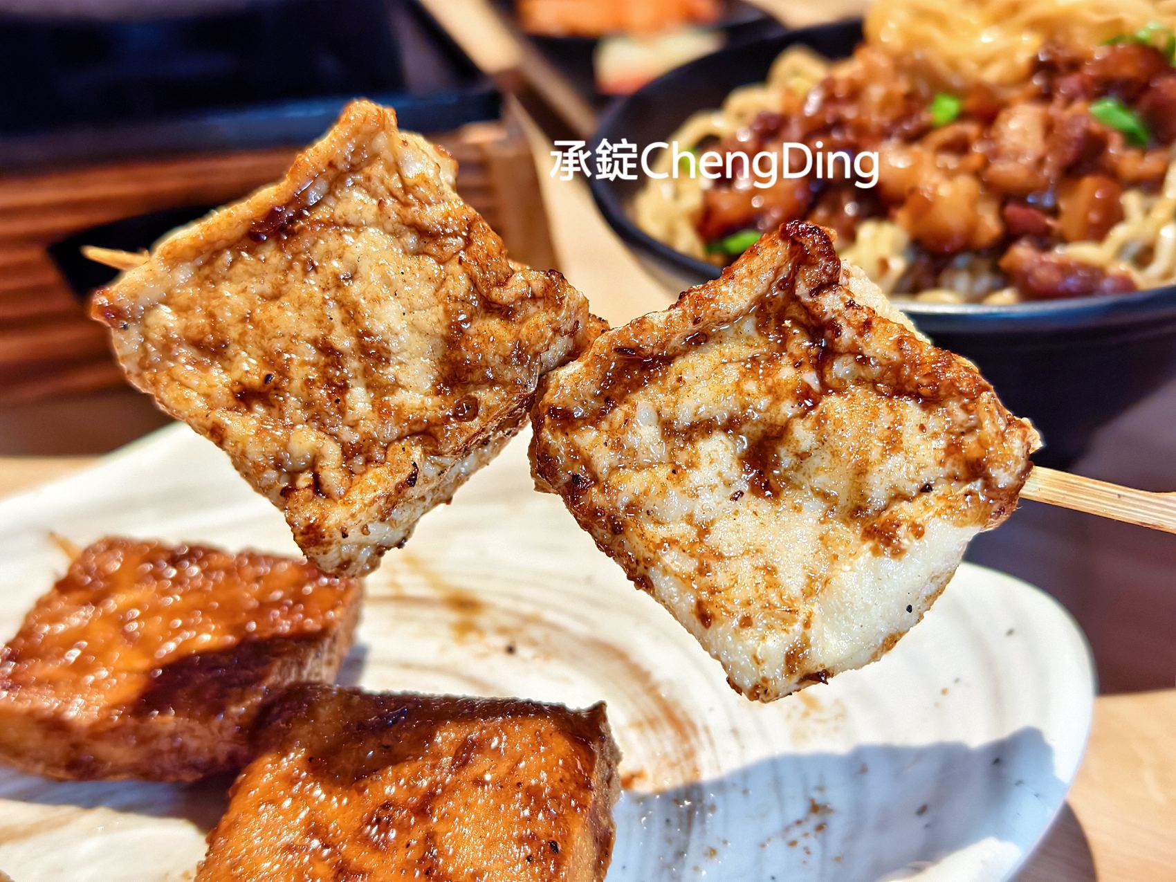 學生推薦【台中逢甲夜市美食】職人級串燒居酒屋「柒息地逢甲店」:五小時熬製烤肉神醬,最低只要19元起! - 第16張圖