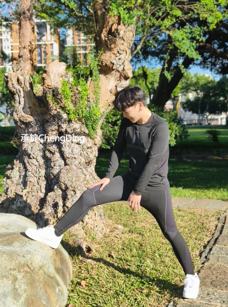 【瑟夫貝爾 CERF BELL】體溫魔術師- 能量石墨烯發熱衣&發熱褲實穿開箱,冬天運動、日常通勤、旅遊穿都超暖! - 第8張圖 【瑟夫貝爾 CERF BELL】體溫魔術師- 能量石墨烯發熱衣&發熱褲實穿開箱,冬天運動、日常通勤、旅遊穿都超暖!