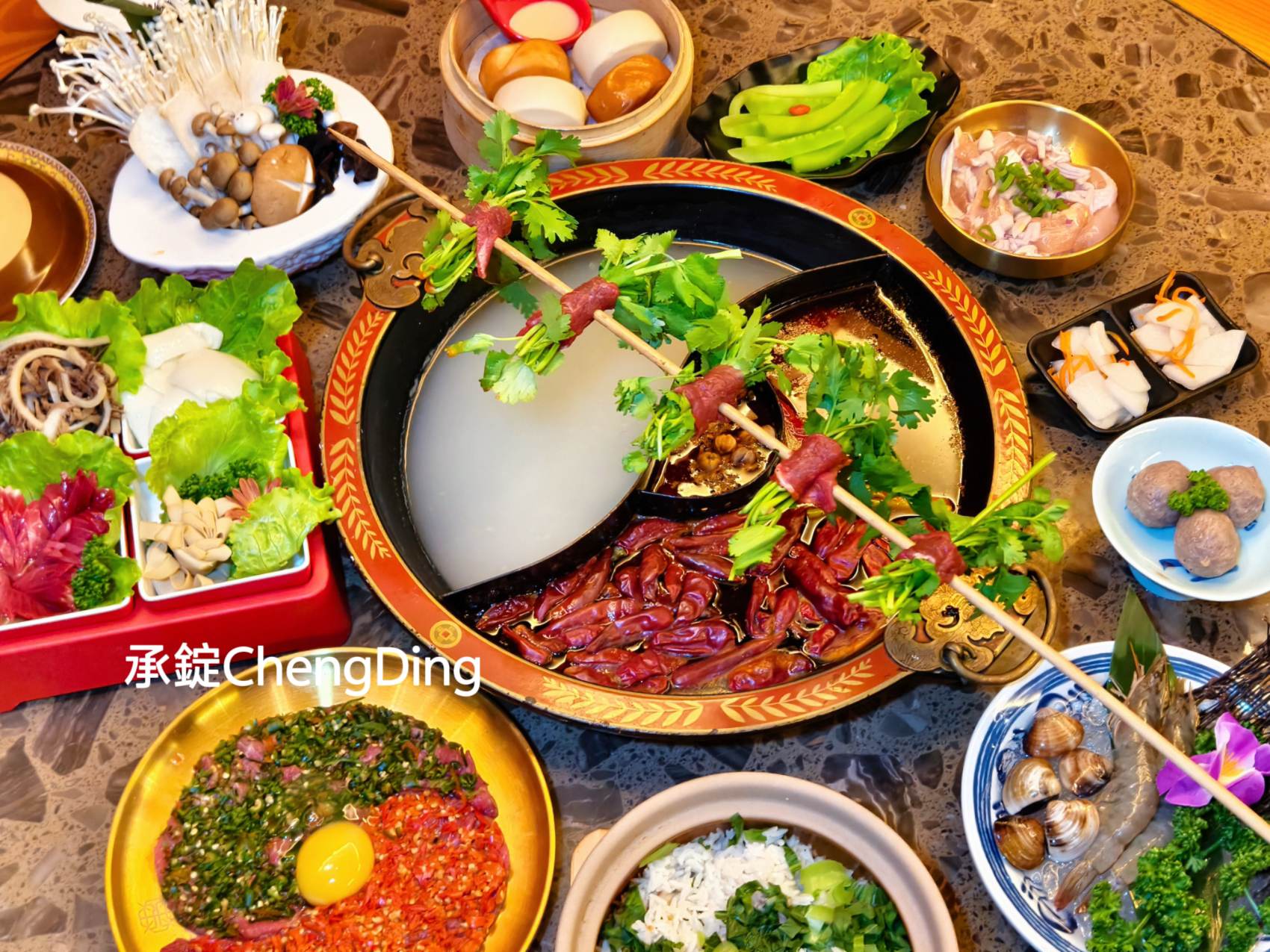 川唐景泰藍老火鍋|正宗四川成都麻辣鍋,鴨血豆腐無限續加!清宮風格用餐空間。 - 第10張圖 川唐景泰藍老火鍋|正宗四川成都麻辣鍋,鴨血豆腐無限續加!清宮風格用餐空間。